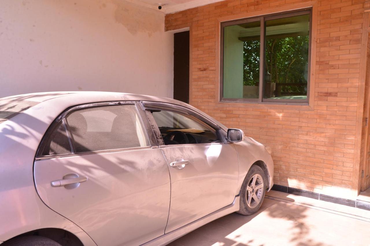 Redbury Guesthouse Iszlámábád Kültér fotó