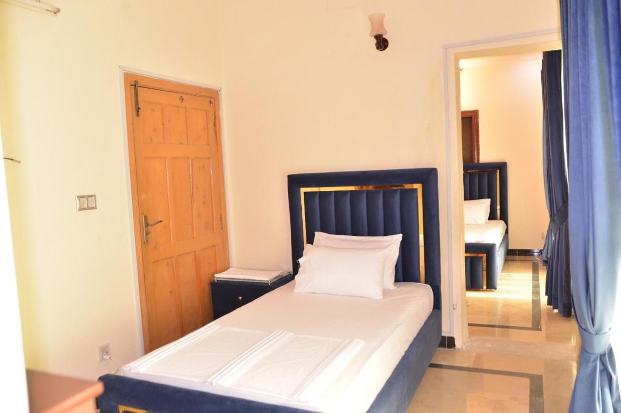 Redbury Guesthouse Iszlámábád Kültér fotó